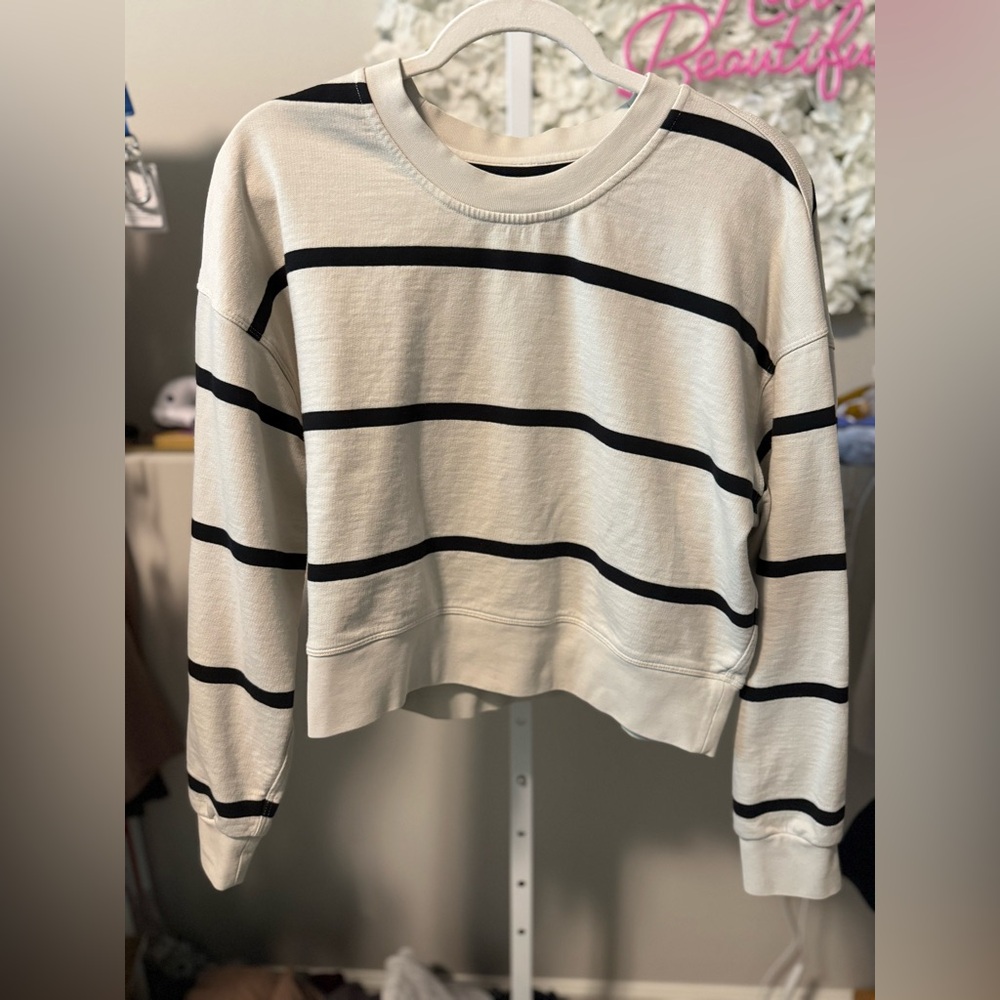 lululemon athletica Black and White Crew Neck Sweater - Picture 2 of 4